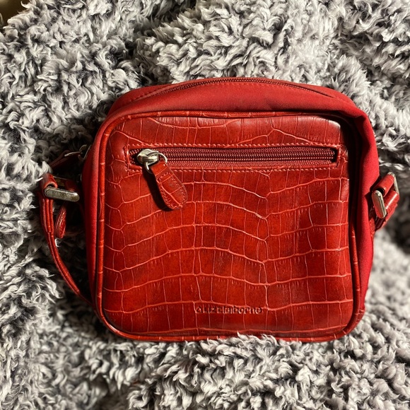 VINTAGE Red LIZ CLAIBORNE Crossbody Purse - Picture 5 of 6